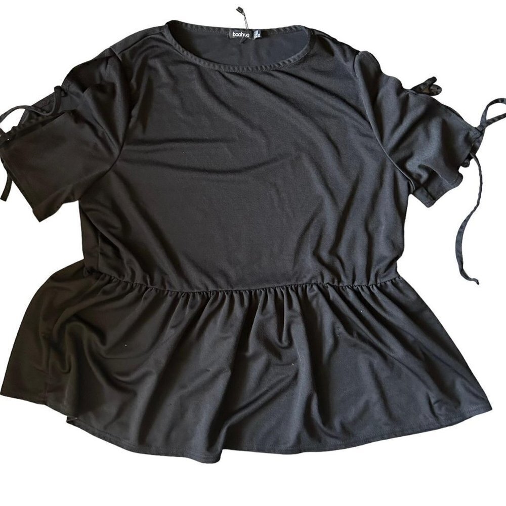 BooHoo Black Top Size 22